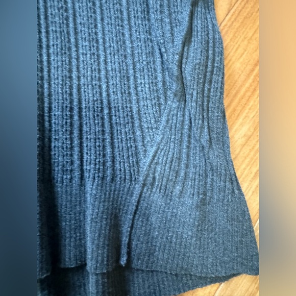 Ribbed Henley Sweater - Picture 6 of 8